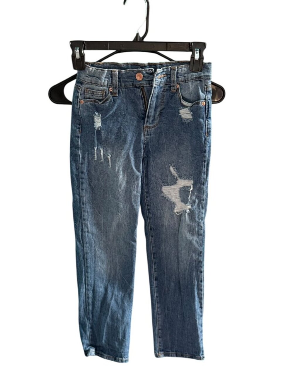 Jordache Girls Girlfriend distressed jeans in size 8